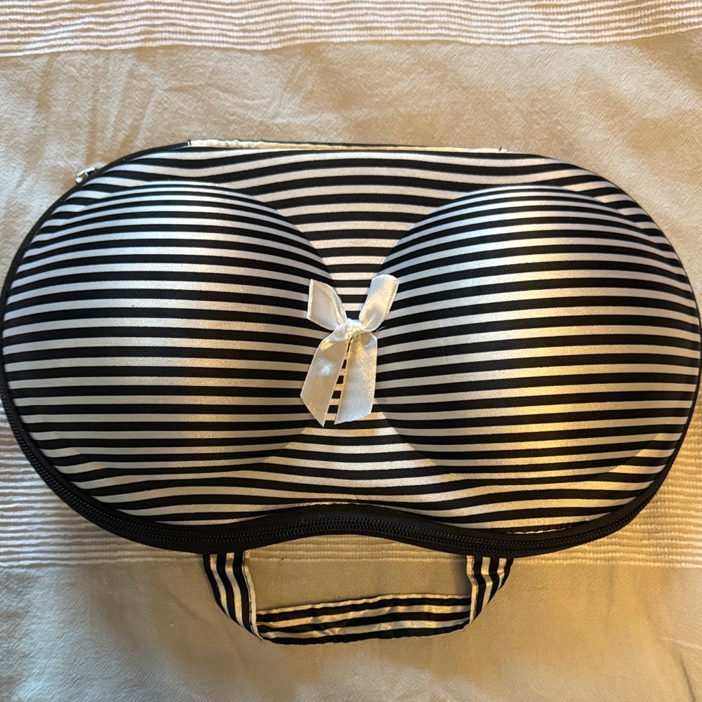 Bra Travel Case